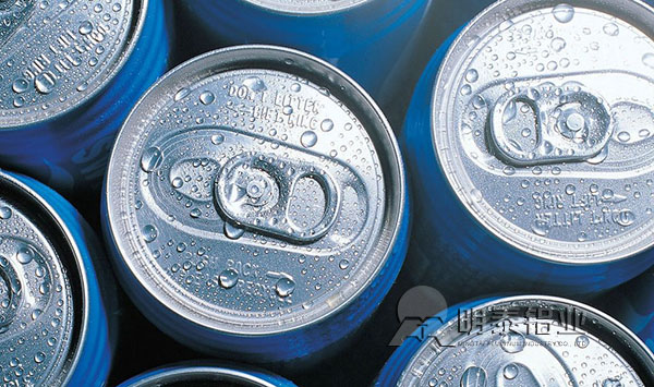 明泰生產(chǎn)優(yōu)質(zhì)鋁板卷，助鋁制易拉罐用鋁板打造包裝市場(chǎng)新天地