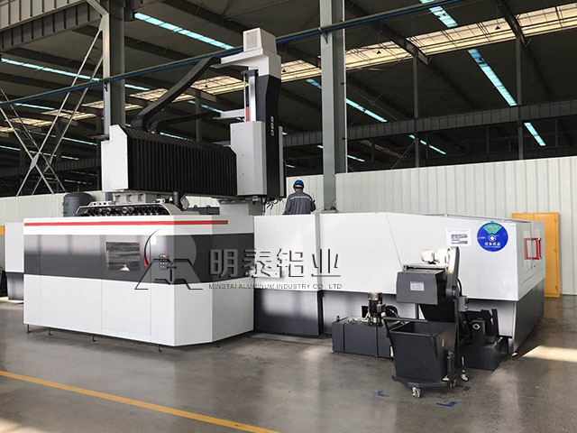 鄭州交通新材料設備先進，拿下7956萬元合同單