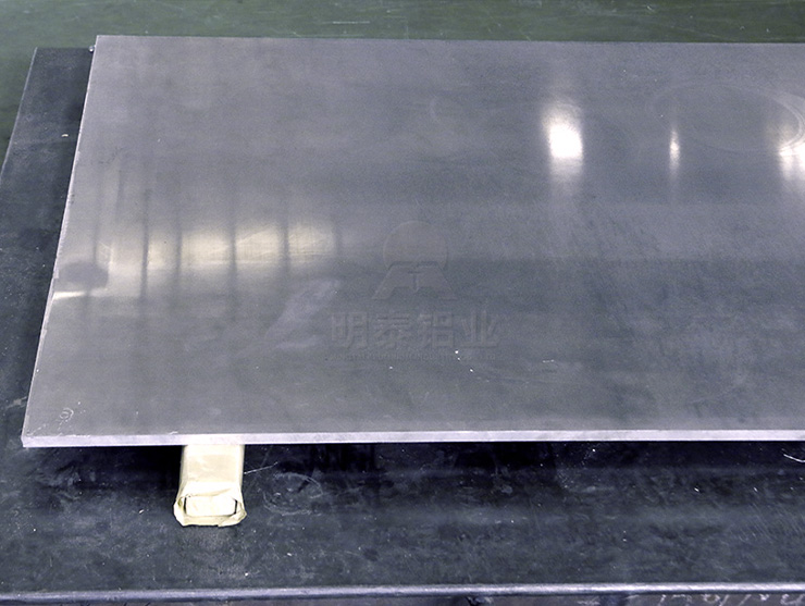 淬火、拉伸鋁板