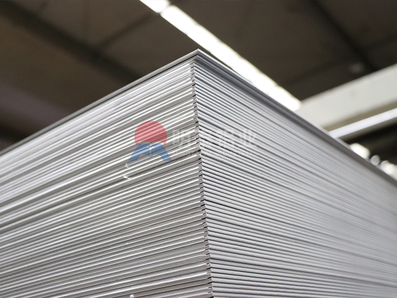 明泰鋁業(yè)：6061-T6鋁板專業(yè)廠家 高強(qiáng)度易焊接基材優(yōu)選